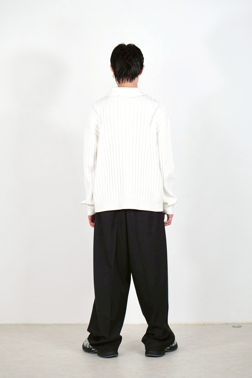 【Chikashitsu +】rivet zip up knit (2color)