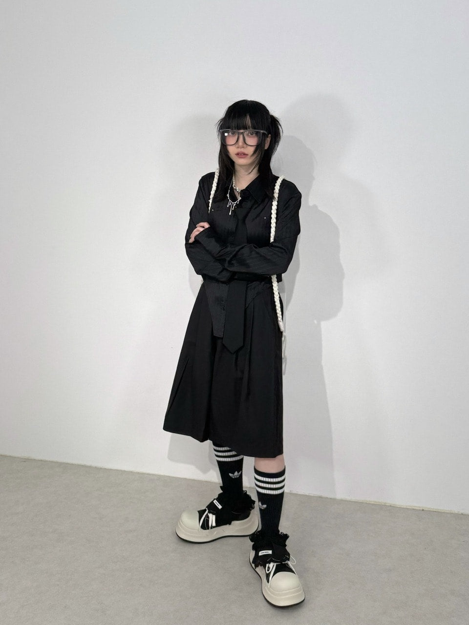 国際配送【Nerd out XU】Bermuda slacks tuck pants (2color)