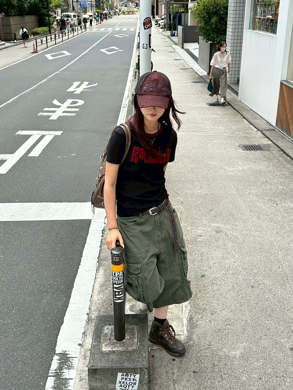 大阪店WEB限定受注制【Chikashitsu +】cotton cargo bermuda pants (2color)