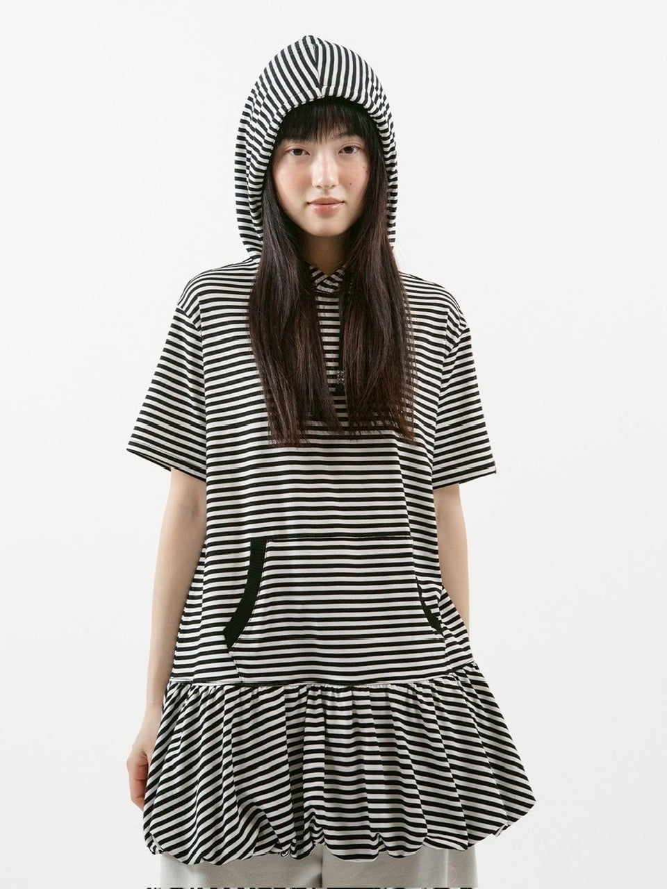 【TUOMIO】STRIPE BALLOON HOOD DRESS / 【トゥオミオ】ストライプバルーンフードワンピース