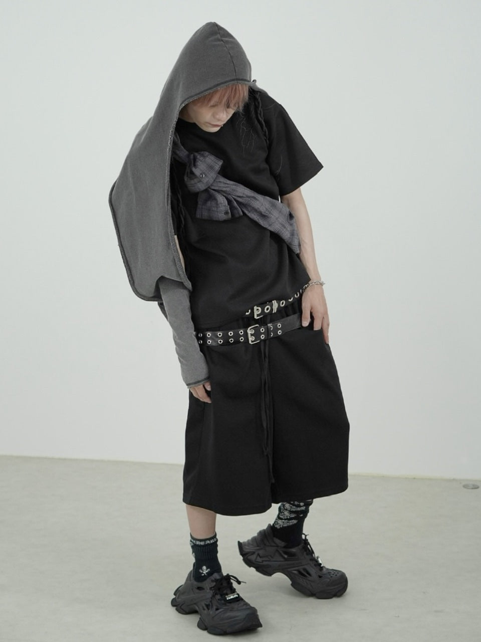 国際配送【Nerd out XU】straight loose sweat shorts (2color) / 【ナードアウトエックスユー】ストレートルーズワイドスウェットハーフパンツ