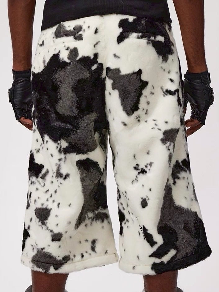 【Fourth3ex】Summer Eco-Faux Fur Cow Print Shorts / 【フォースセックス】エコファーカウプリントハーフパンツ