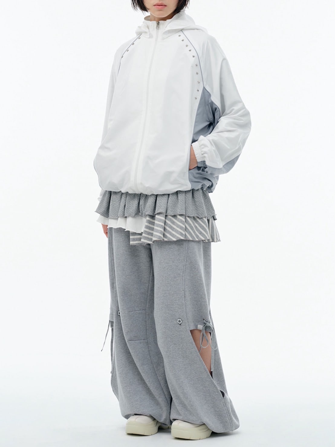 【TUOMIO】DOUBLE LAYERED SWEATPANTS / 【トゥオミオ】ダブルレイヤードスウェットパンツ