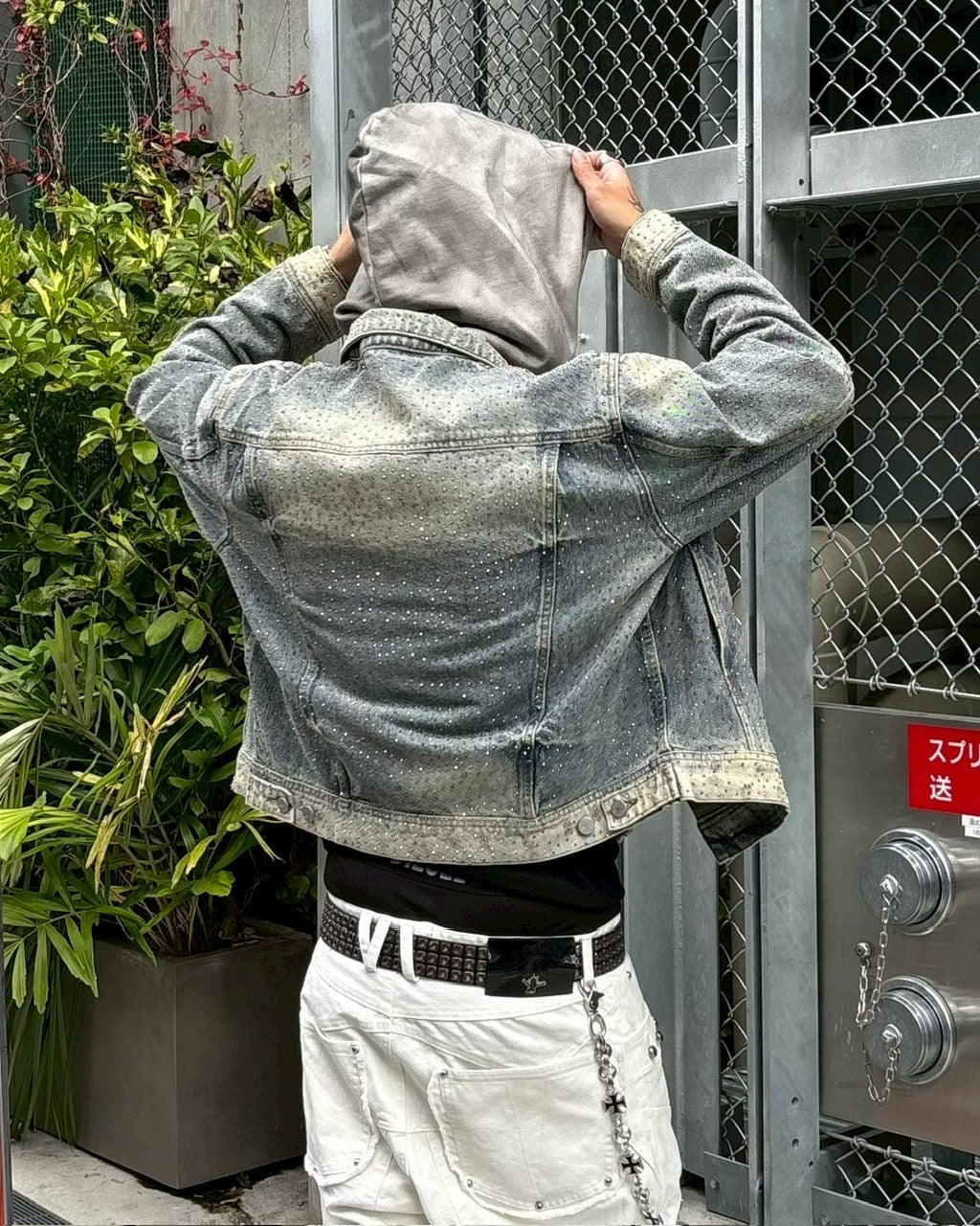 【Never mind the XU】rhinestone denim jacket / 【ネバーマインドザエックスユー】ラインストーンデニムジャケット (2color)