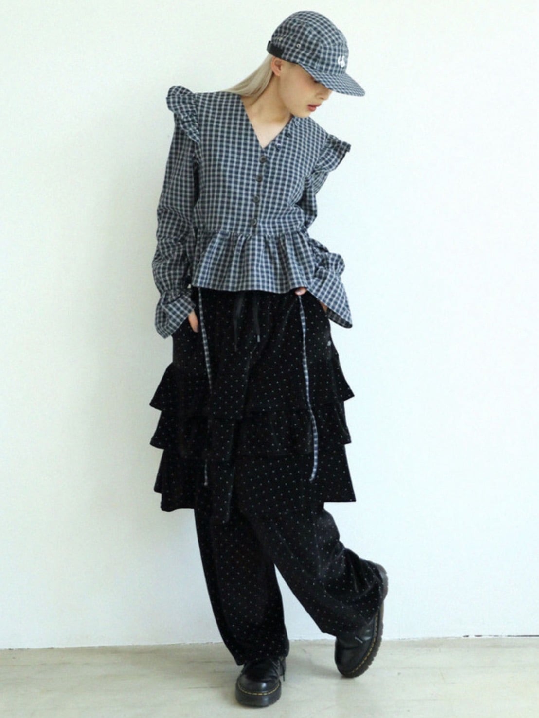 12/21 20:00 再販【Uglyshadow】BUTTON CHECK FRILL BLOUSE