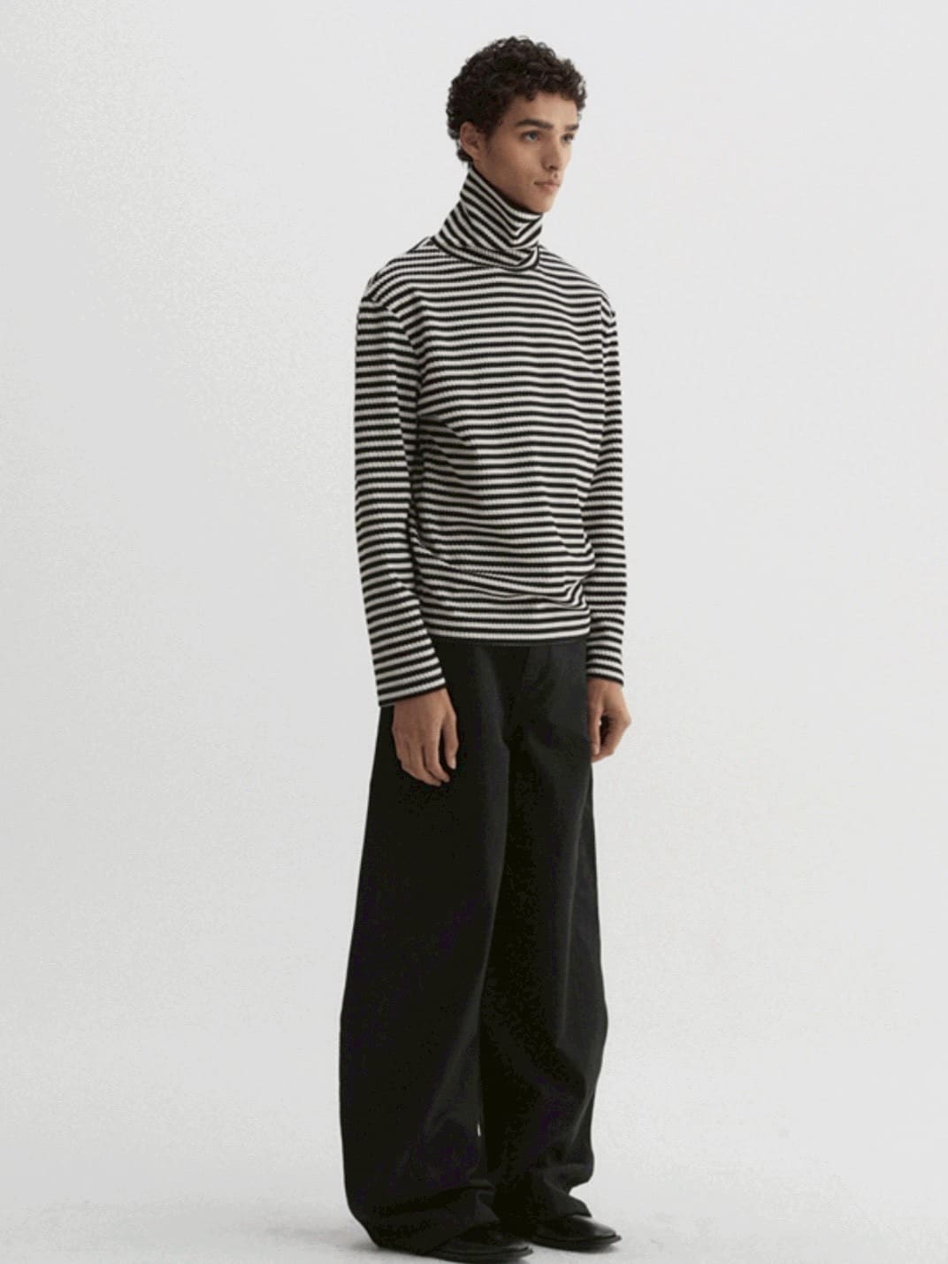 【DNSR】Textured Stripe Turtleneck Long Sleeve