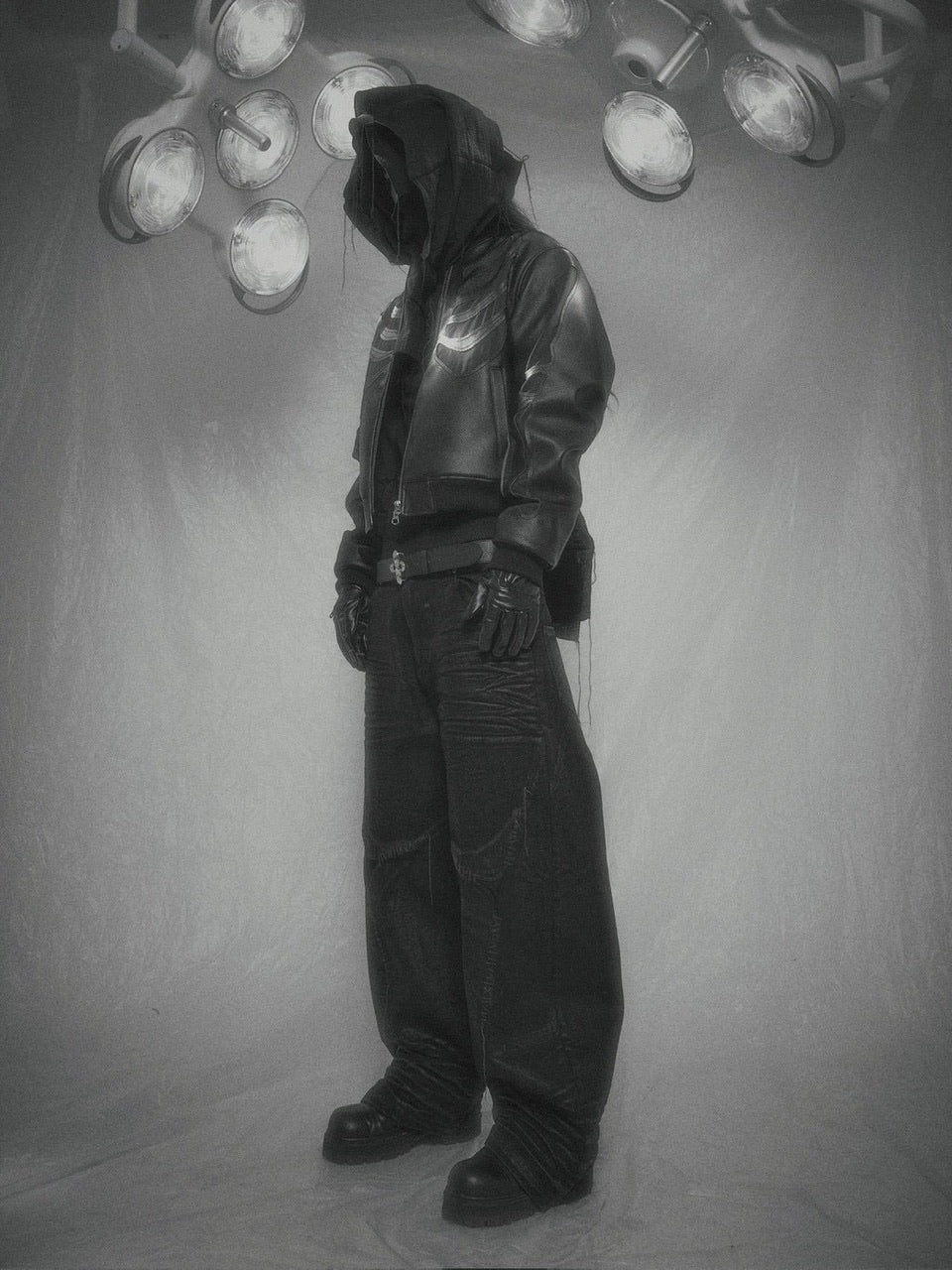 【SURGERY】surgery sutured wide burnished pants