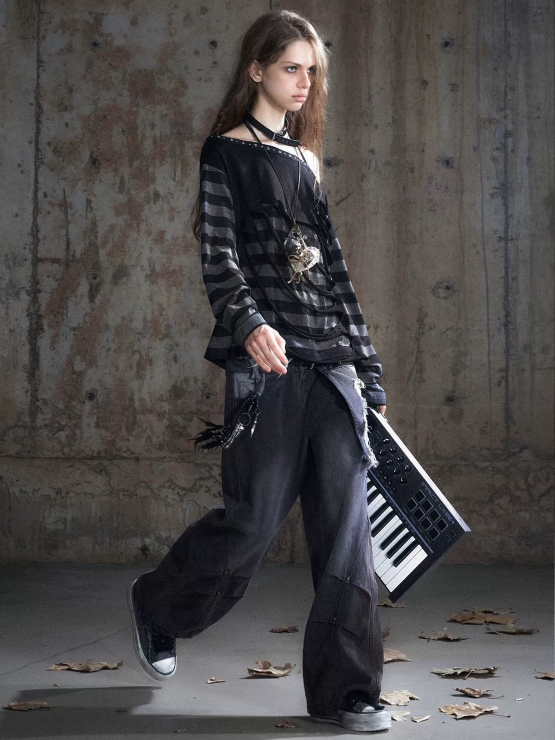 【Cest Nous】Black & Red Wide-Leg Pants / 【セヌー】ダブルウエストダメージデニムパンツ