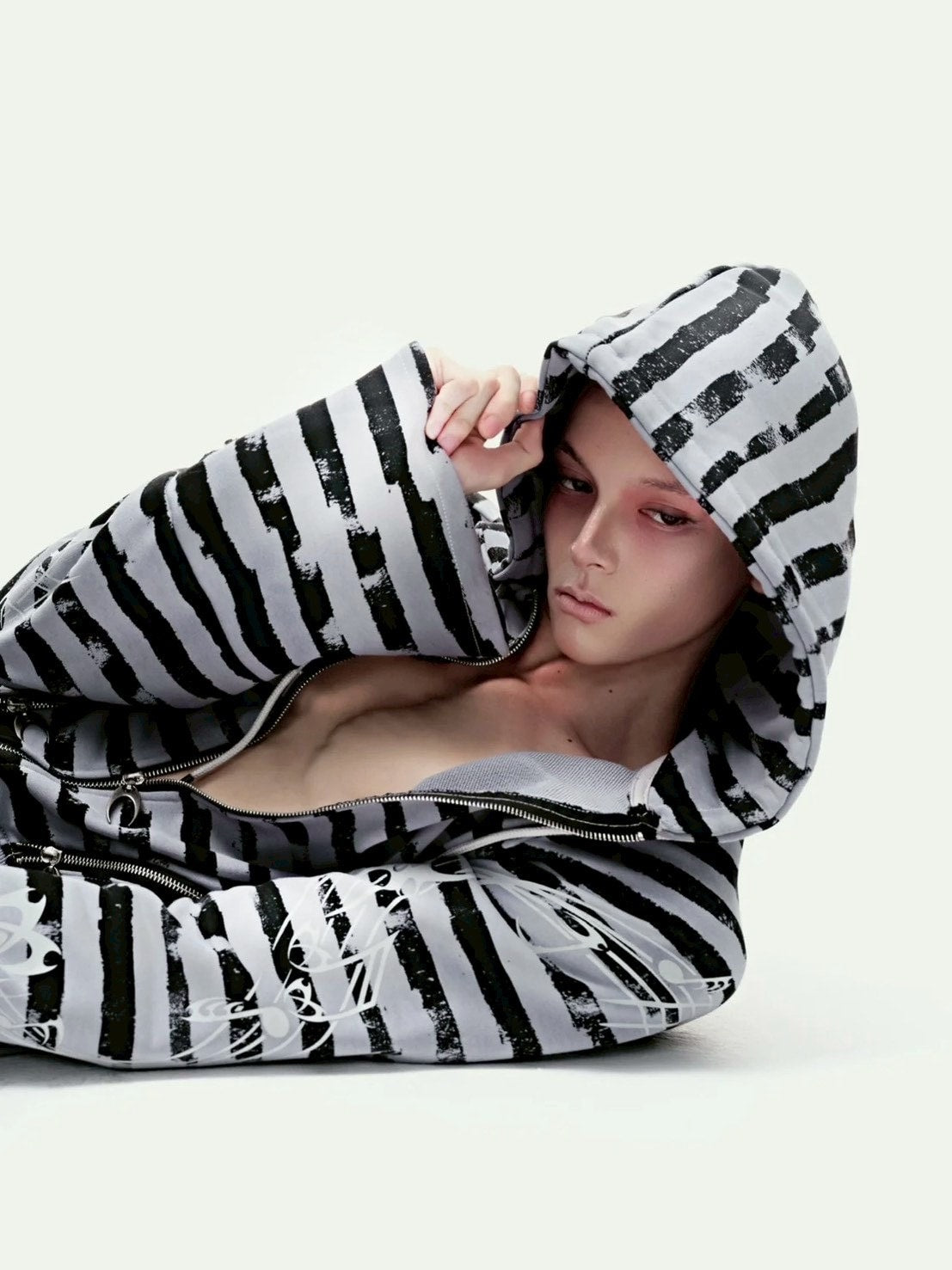 【Cozy world Wide】Cozy Stripper zip up hoodie