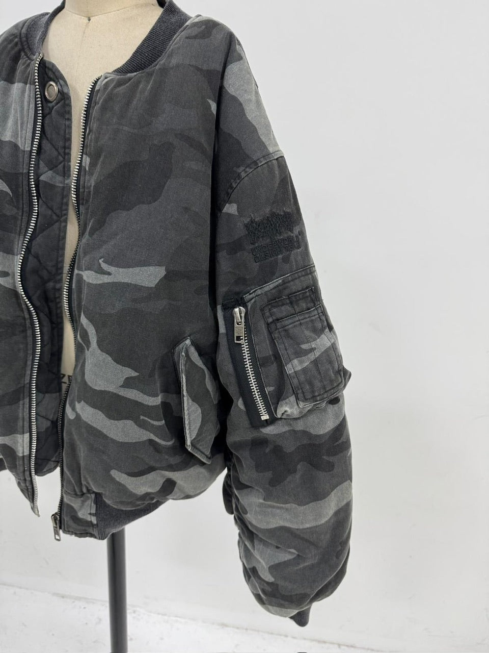 【Reckless Scholars】EVERYDAY BOMBER / 【レックレス スカラーズ】カモフラージュMA1