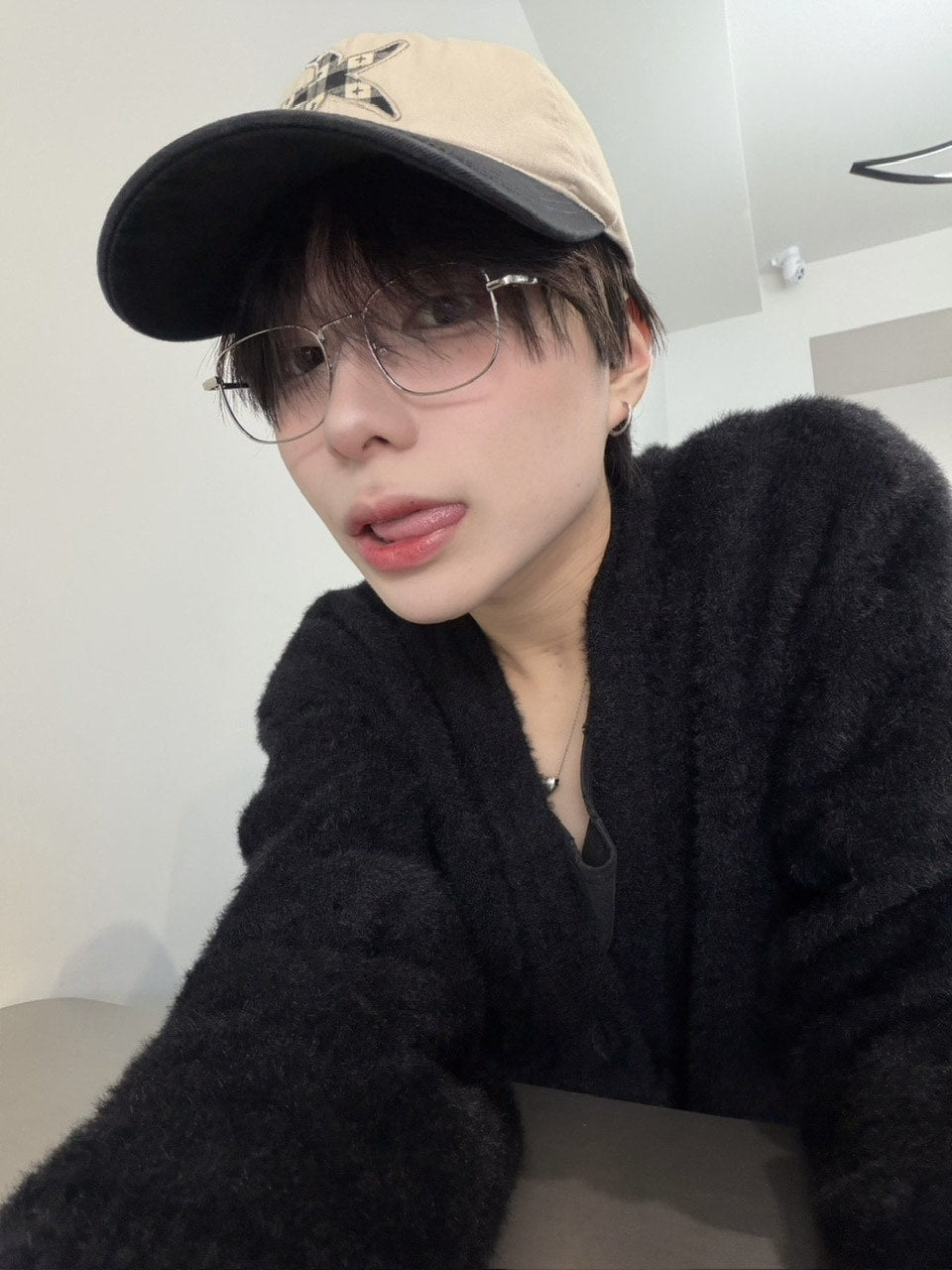 受注制【LUV CODE】shaggy knit cardigan (2color)