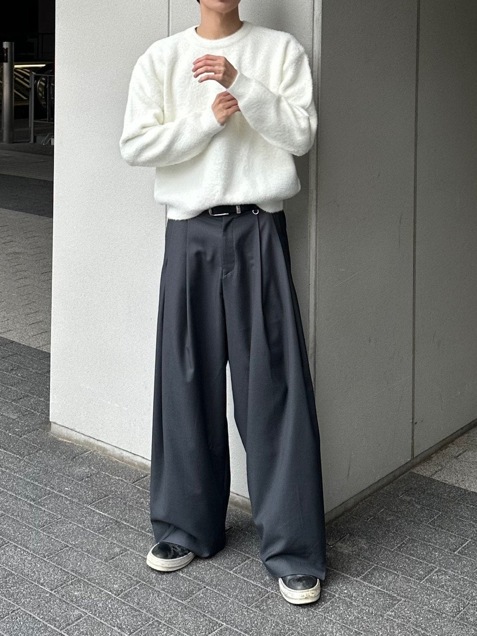 受注制【Chikashitsu +】two-tuck wide slacks (2color) – PRESSING