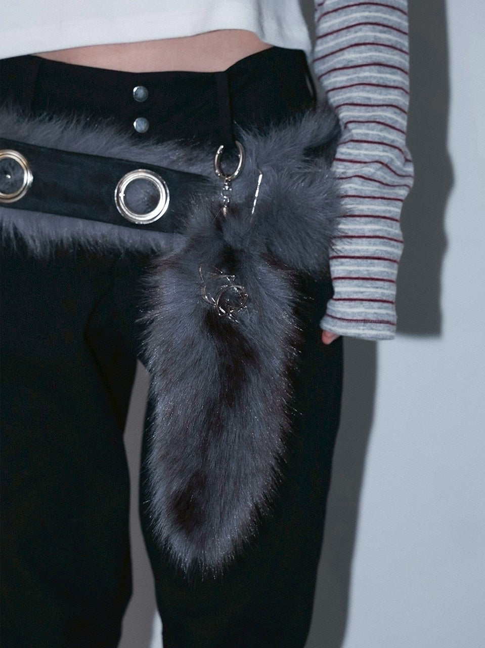 1/2 20:00発売【CHERRYQUIRI】chubby fur tail keyring