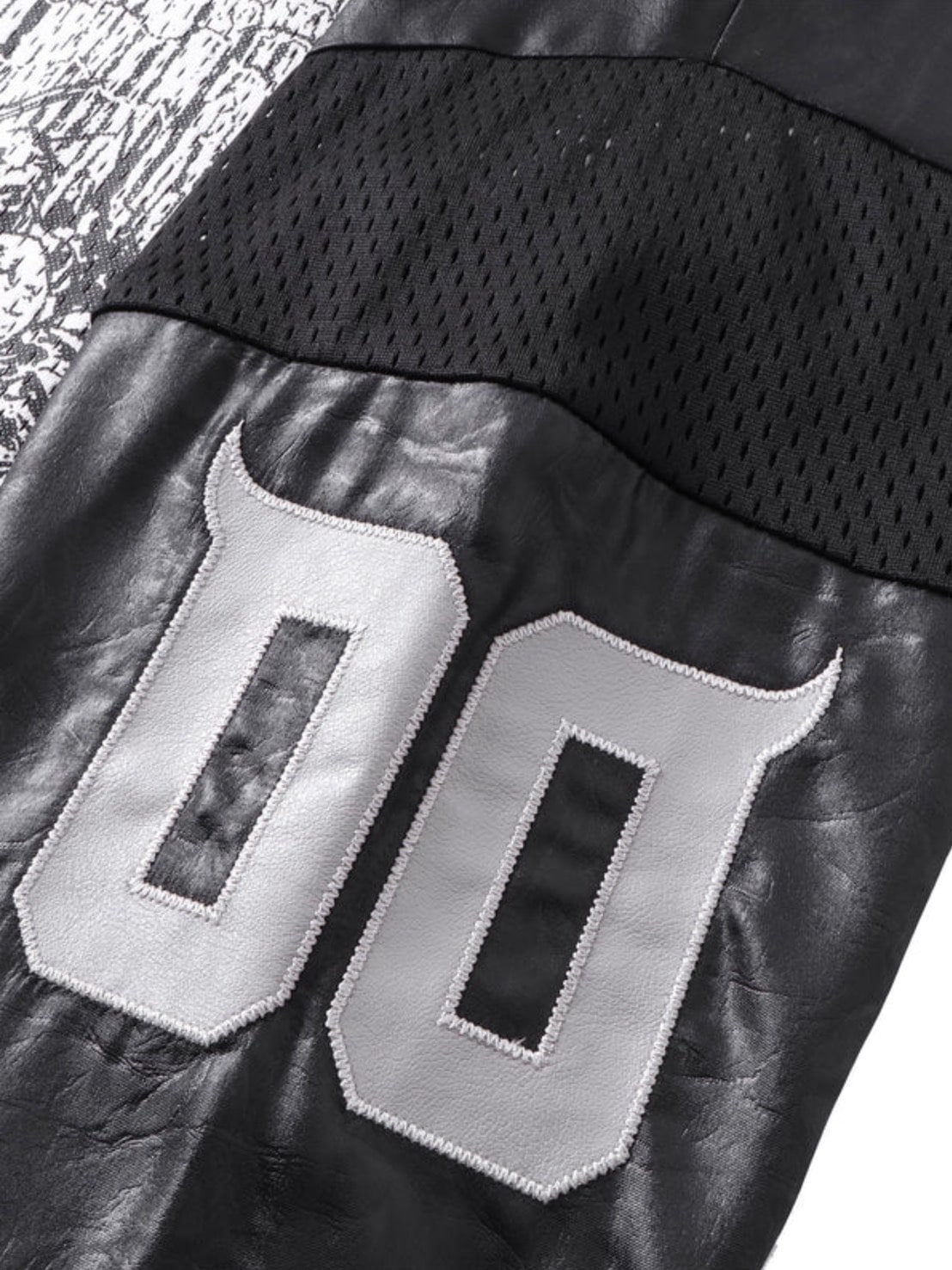 【The Boy Has No Patience】 TBHNP LUMINOUS DAWN SWORDSHIELD SPECTER PRINTED RUGBY L/S TEE / 【ザボーイハズノーペーシェンス】フロントプリントラグビー長袖Tシャツ