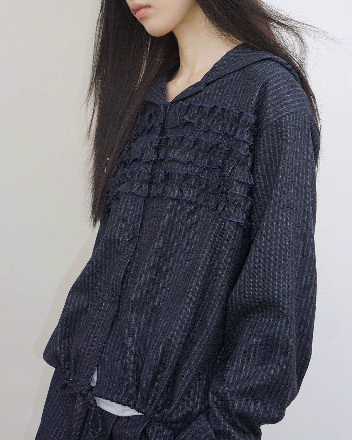 【Uglyshadow】STRIPE RUFFLE HOODED SHIRT