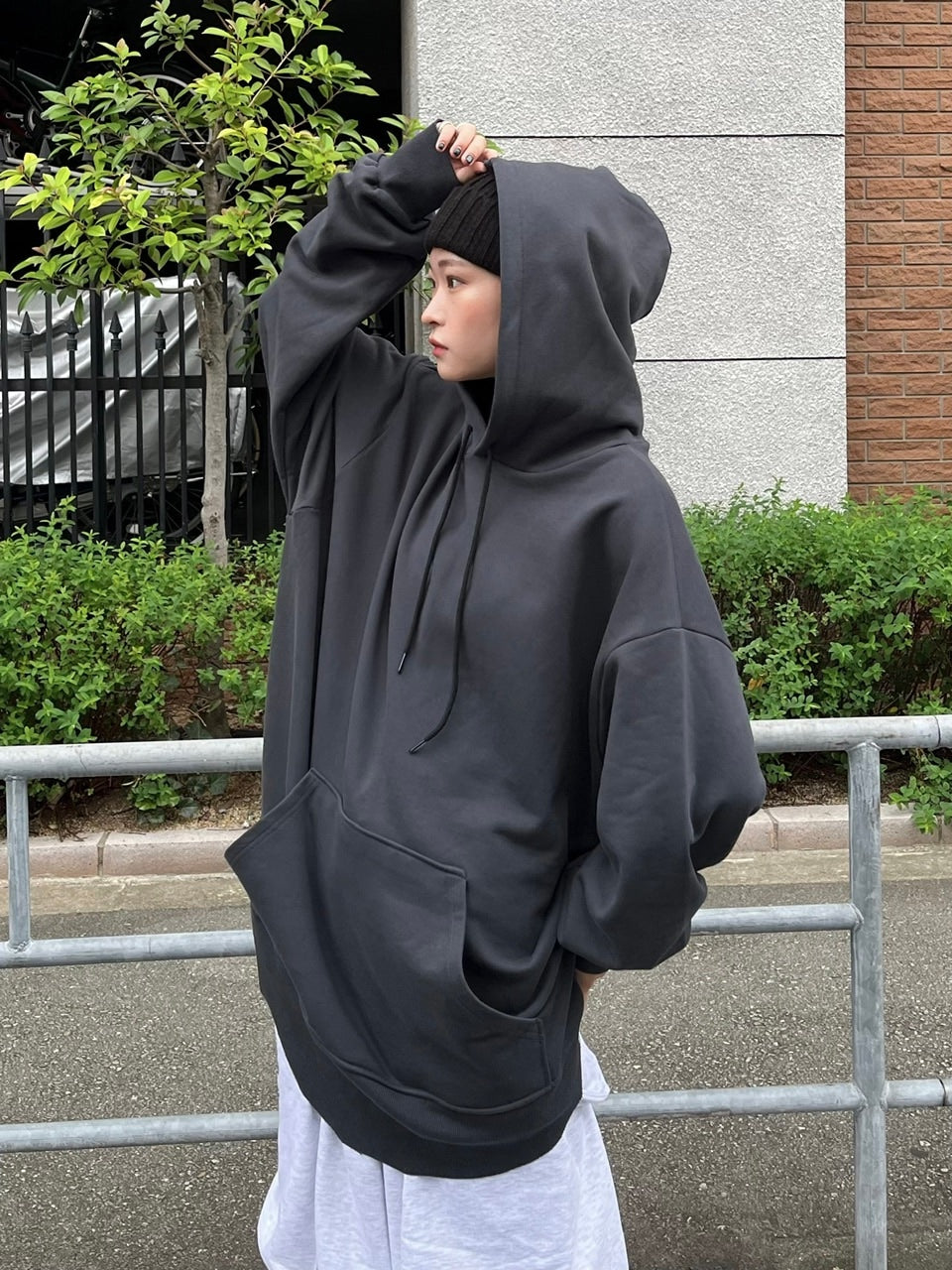 受注制【Chikashitsu +】oversized hoodie (2color)