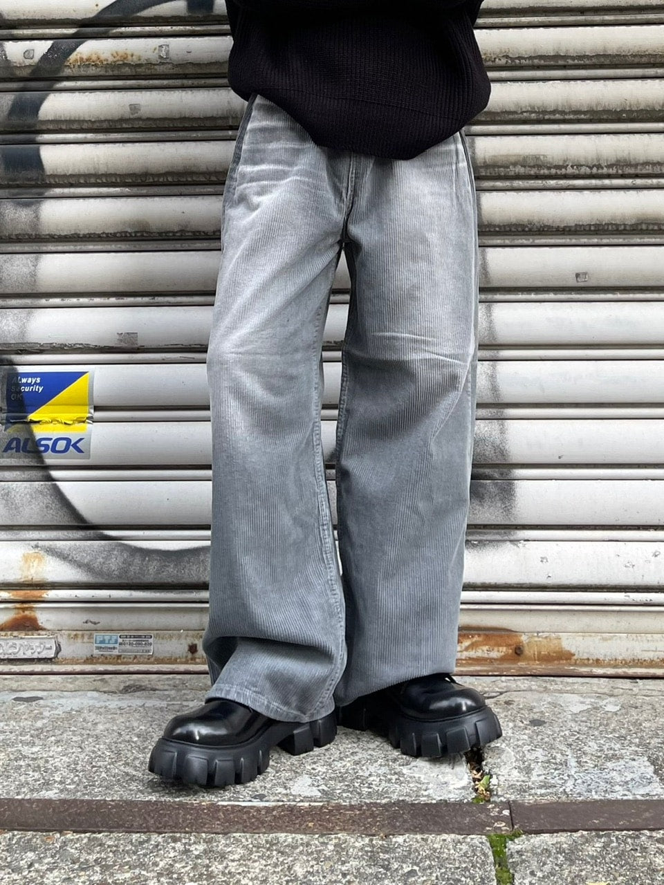 受注制【Chikashitsu +】vintage wash wide corduroy pants (2color)