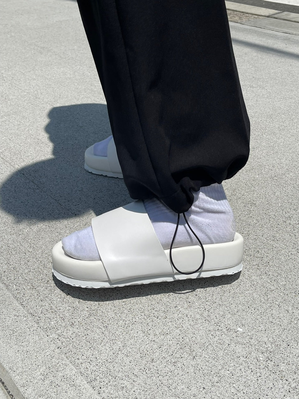 受注制【Chikashitsu +】volume sole leather sandal (2color)