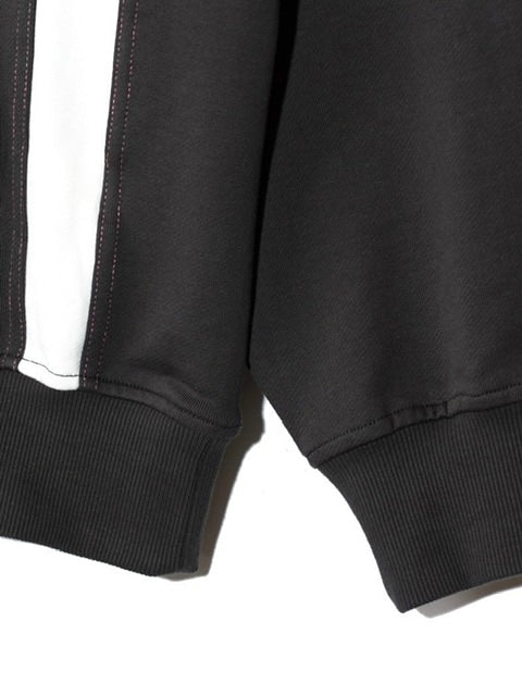 【ARCH by ROARINGWILD】STITCH PATCHWORK SWEATERSHIRT