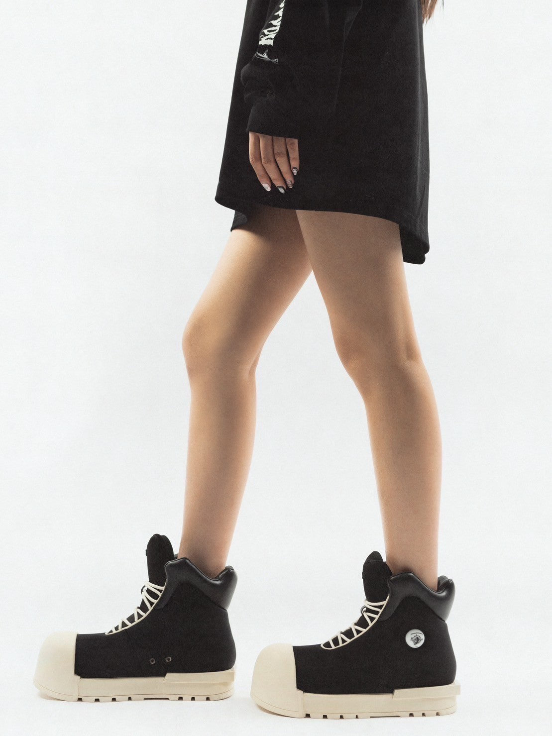 【F.V.V.O】THICK SOLED HIGH TOP BOOTS / 【フリーワールドオーダー(エフヴィーヴィーオー)】スニーカーライクミドルブーツ