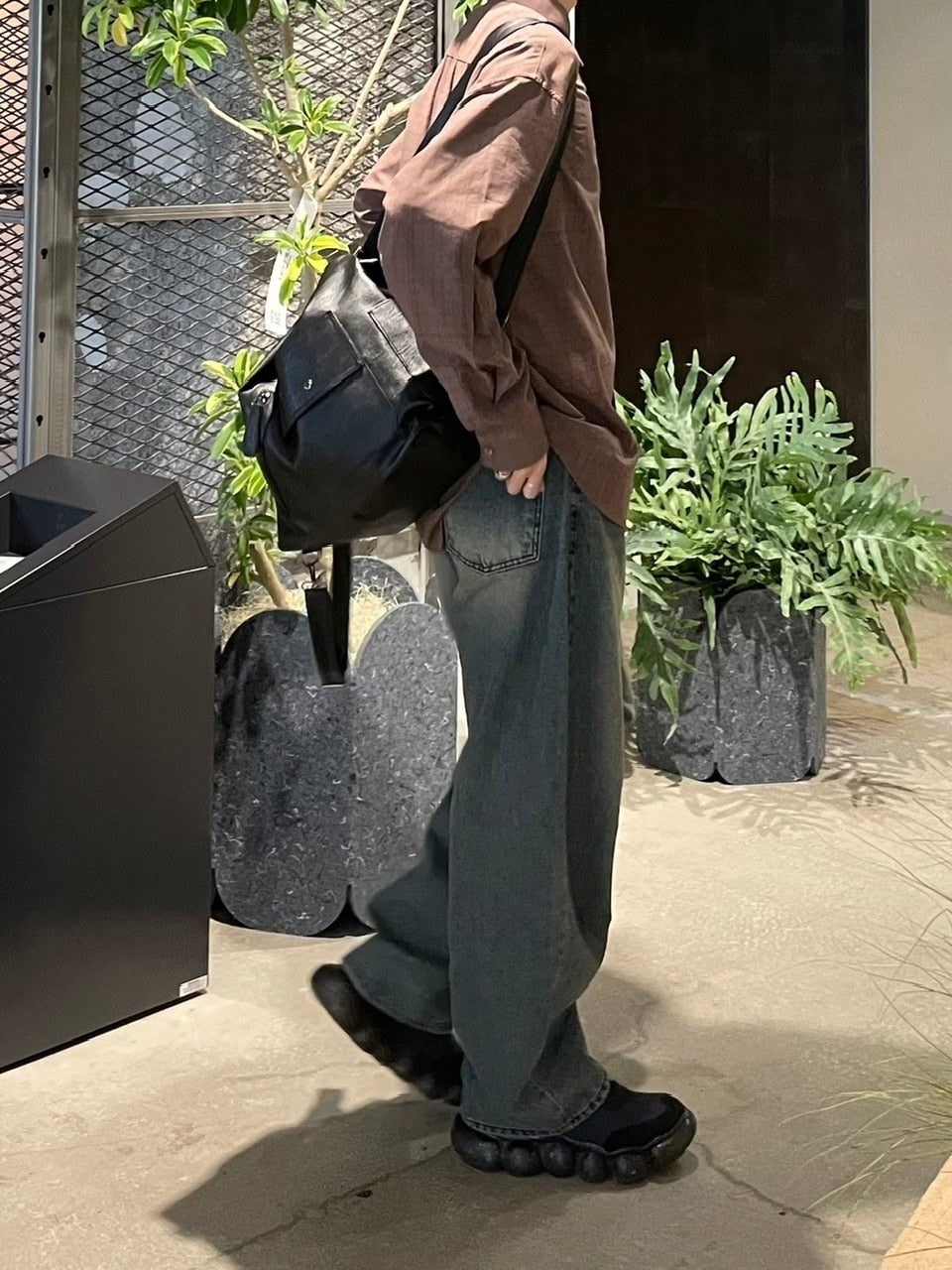 受注制【Chikashitsu +】2way vegan leather pocket bag / 【チカシツプラス】ツーウェイヴィーガンレザーポケットバッグ