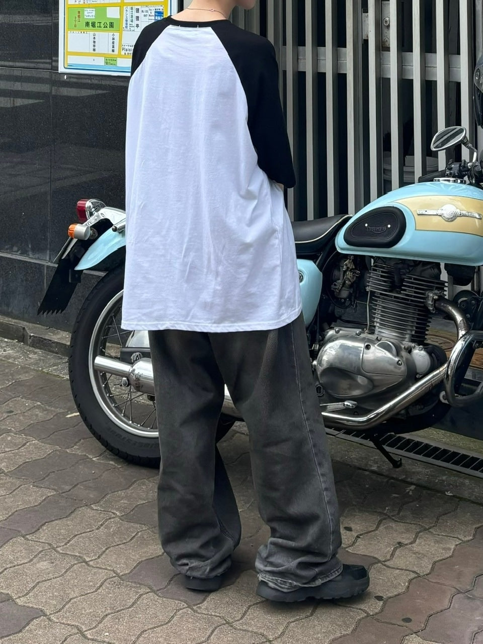 大阪店WEB限定受注制【Chikashitsu +】oversized lettering raglan t-shirt