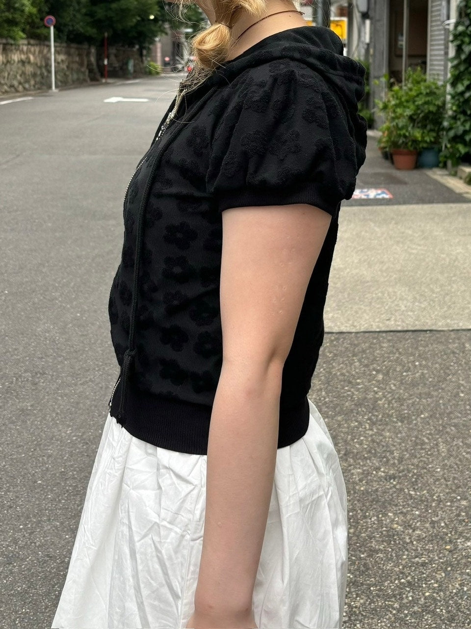 受注制【OaKS】flower pattern cropped zip hoodie (2color)