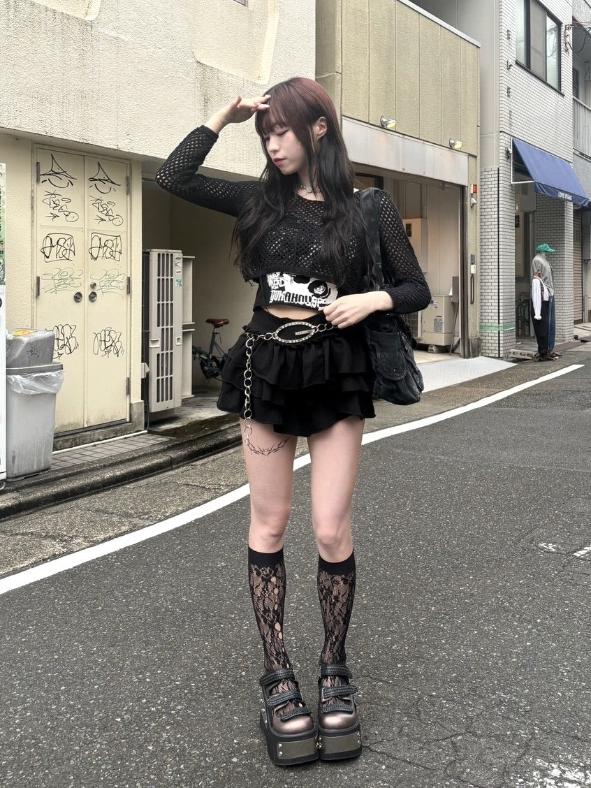 受注制【Never mind the XU】cropped damage knit (2color)