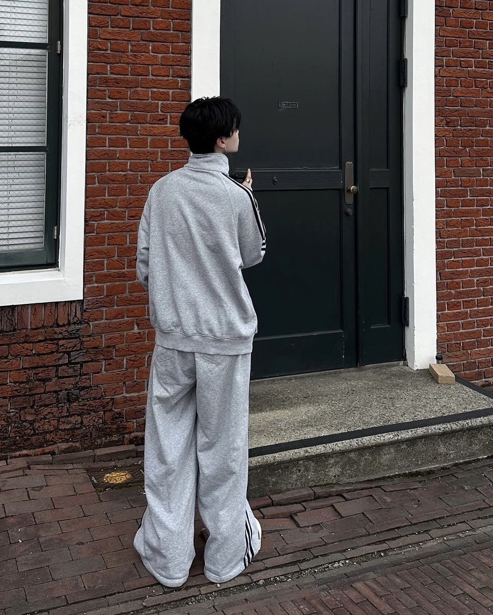 国際配送【LUV CODE】half zip line sweat shirt