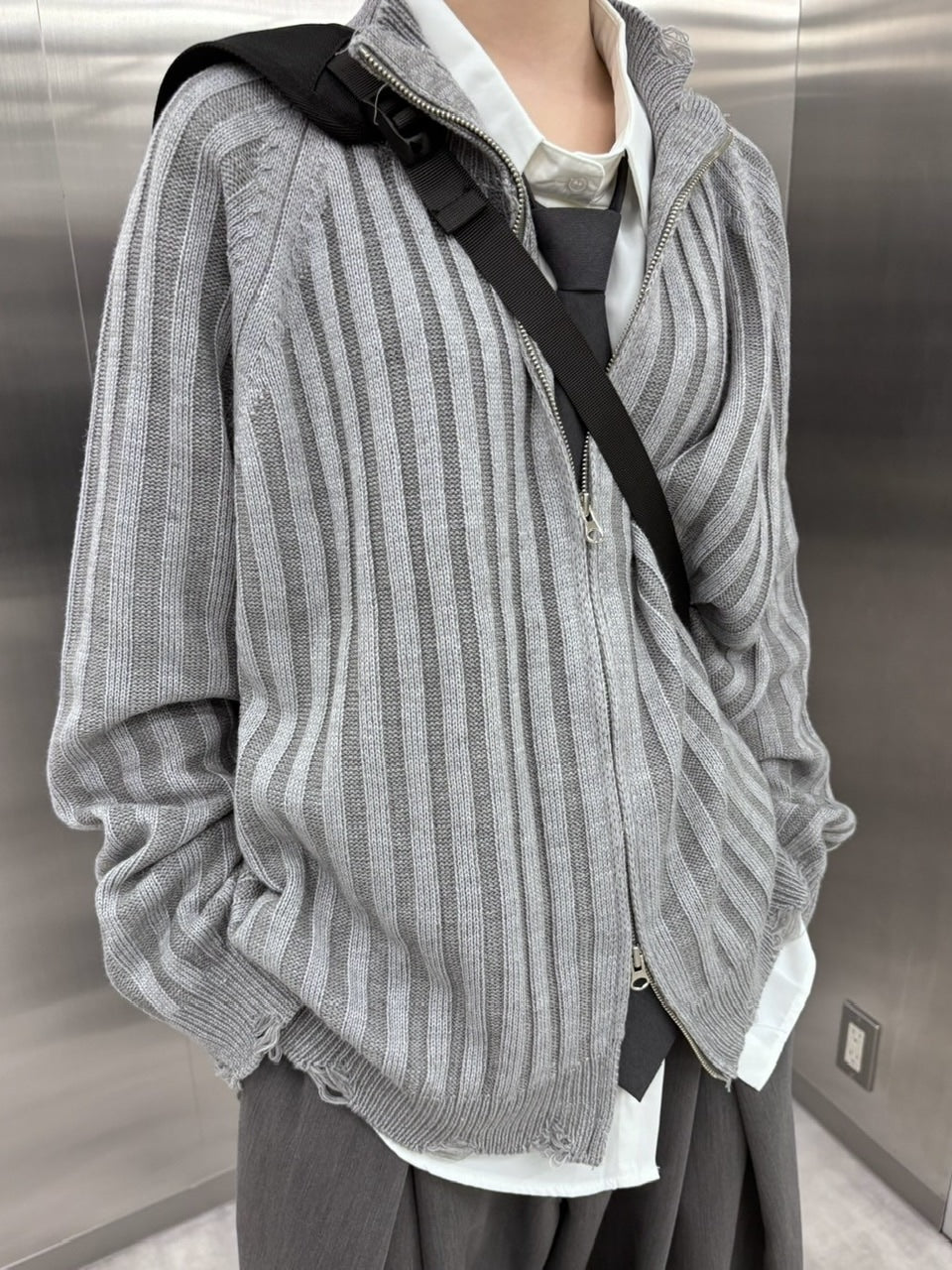 受注制【nmtc +】damage zip up knit (3color)