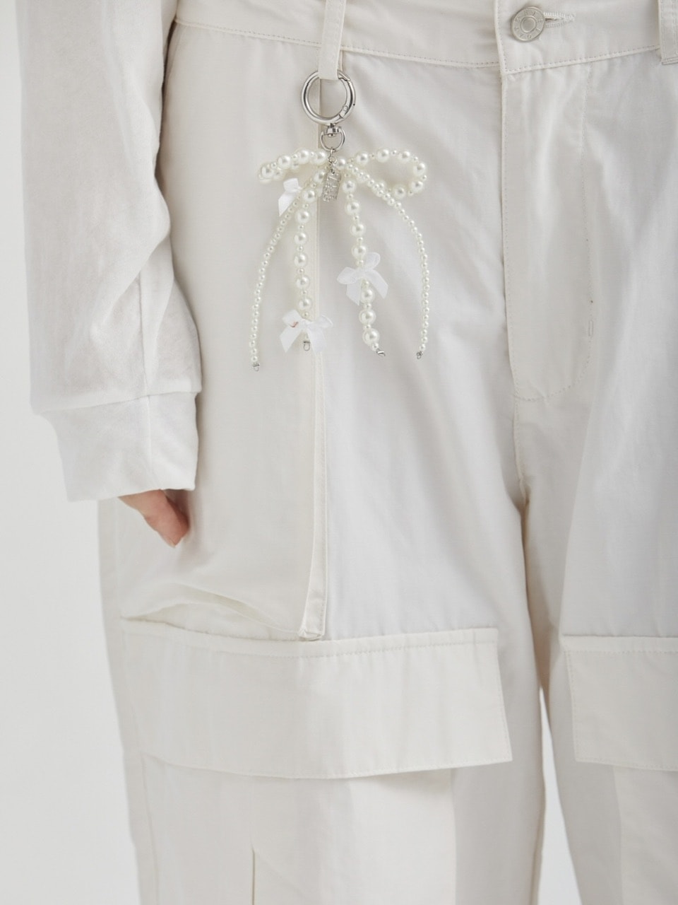 【GATELESS】PEARL RIBBON KEYRING