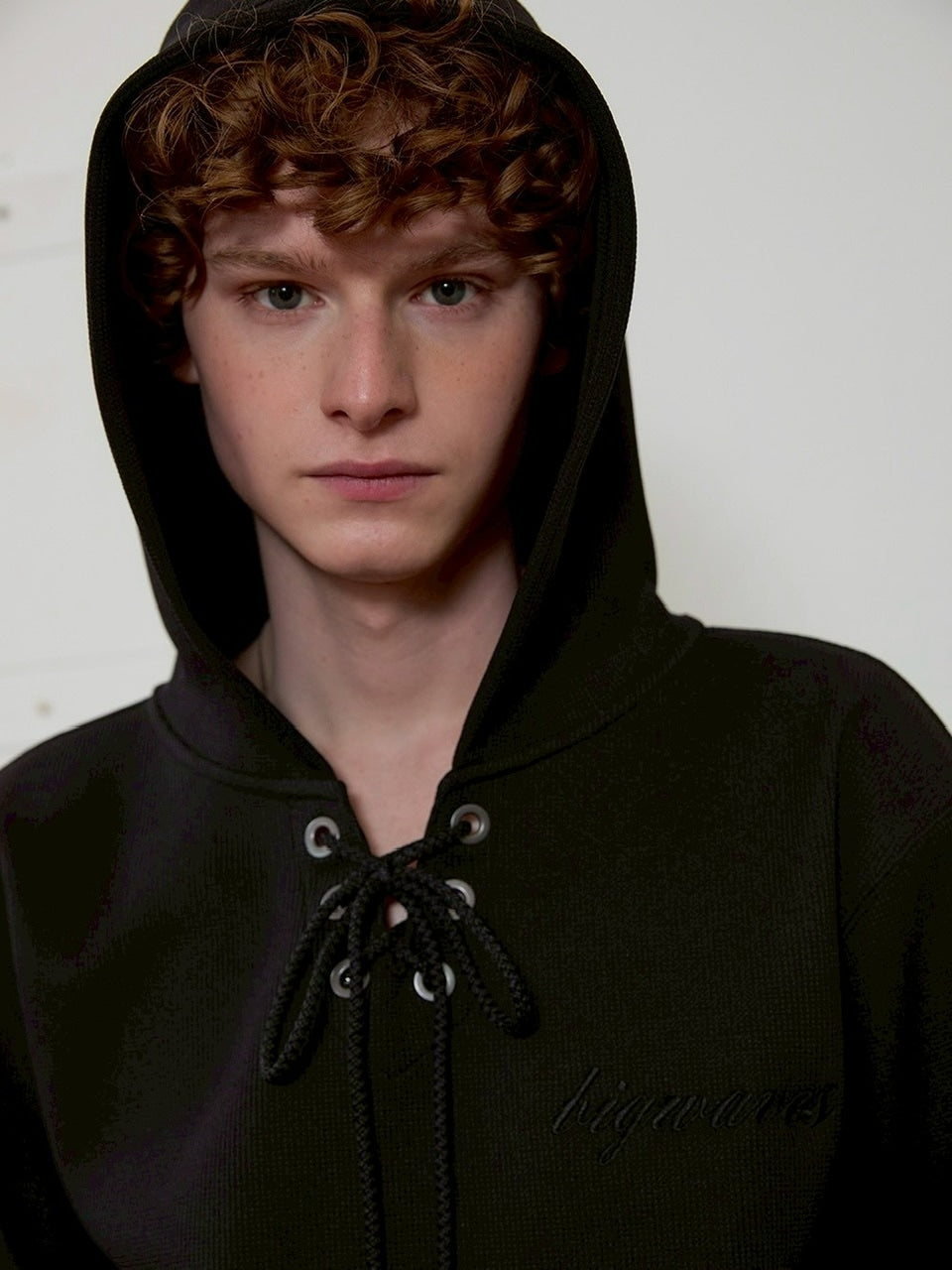 【ESC STUDIO】eyelet waffle hoodie