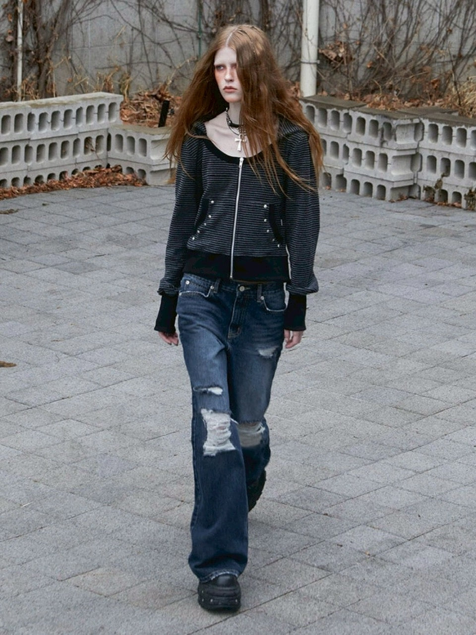 【NOT KNOWING】U Neck Stripe Hood Zip Up