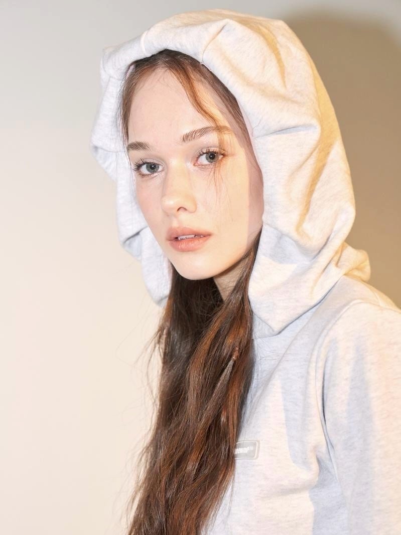 【ODDONEOUT】TUCK HOODIE / 【オッドワンアウト】タックフード長袖パーカー