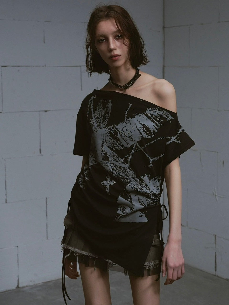 【Cest Nous】Off-shoulder ruched T-shirt / 【セヌー】オフショルダー半袖Tシャツ