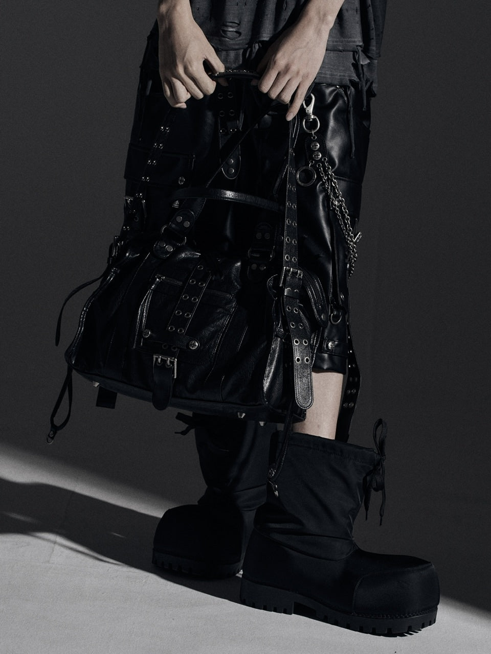 【Rosen Kreuz】DOUBLE WAIST LEATHER SHORT PANTS