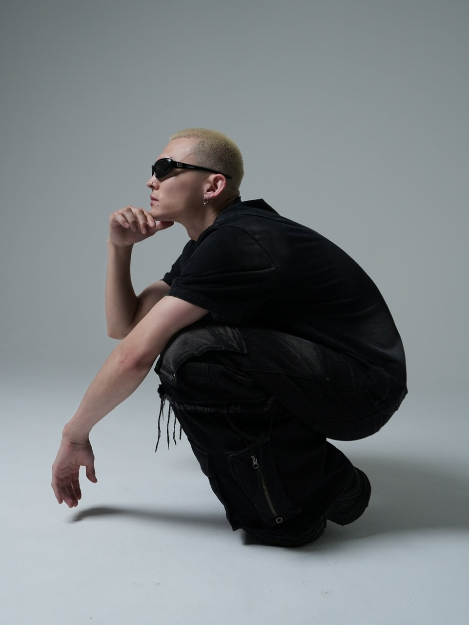 【CHIKASHITSU PLUS HIGH】Destroy skull cat T-shirt (black)