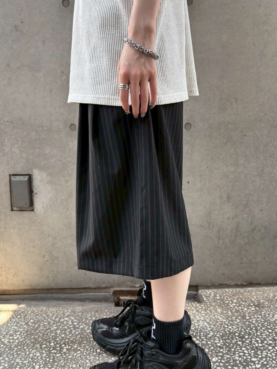 【nmtc +】stripe slacks shorts / 【エヌエムティーシープラス】ストライプスラックスハーフパンツ (2color)