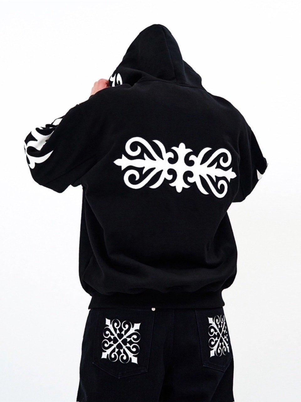 【E RIN AI E】TRIBAL PARTY HOODIE
