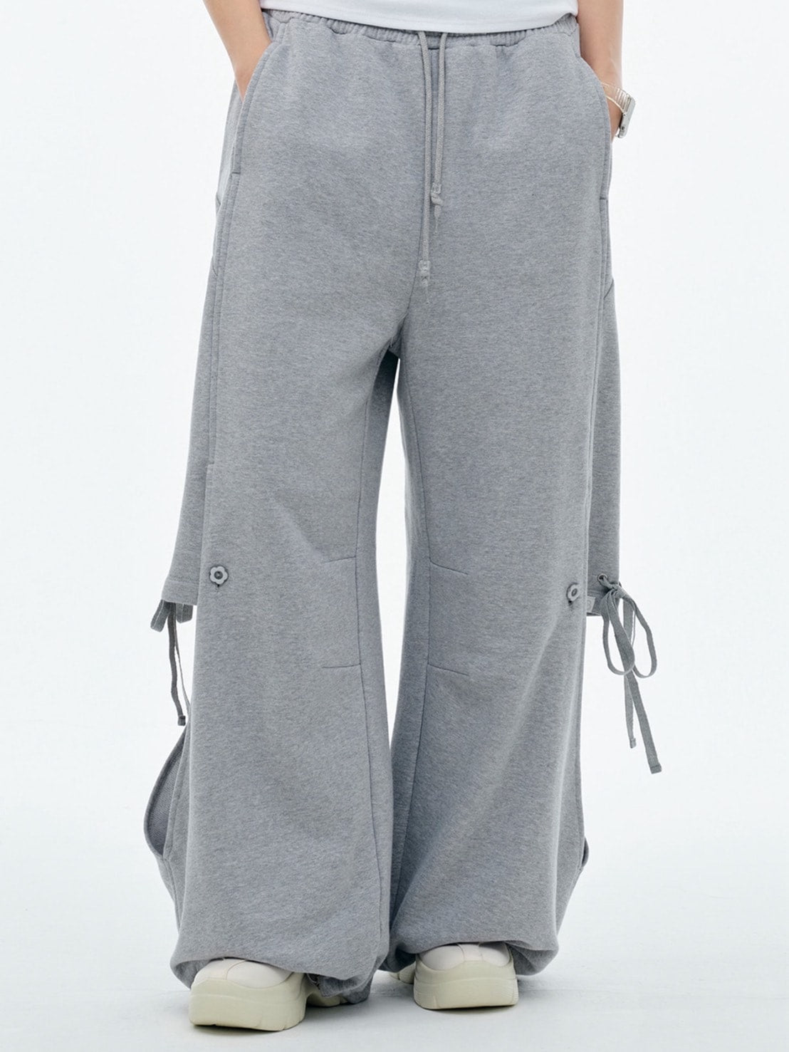 【TUOMIO】DOUBLE LAYERED SWEATPANTS / 【トゥオミオ】ダブルレイヤードスウェットパンツ