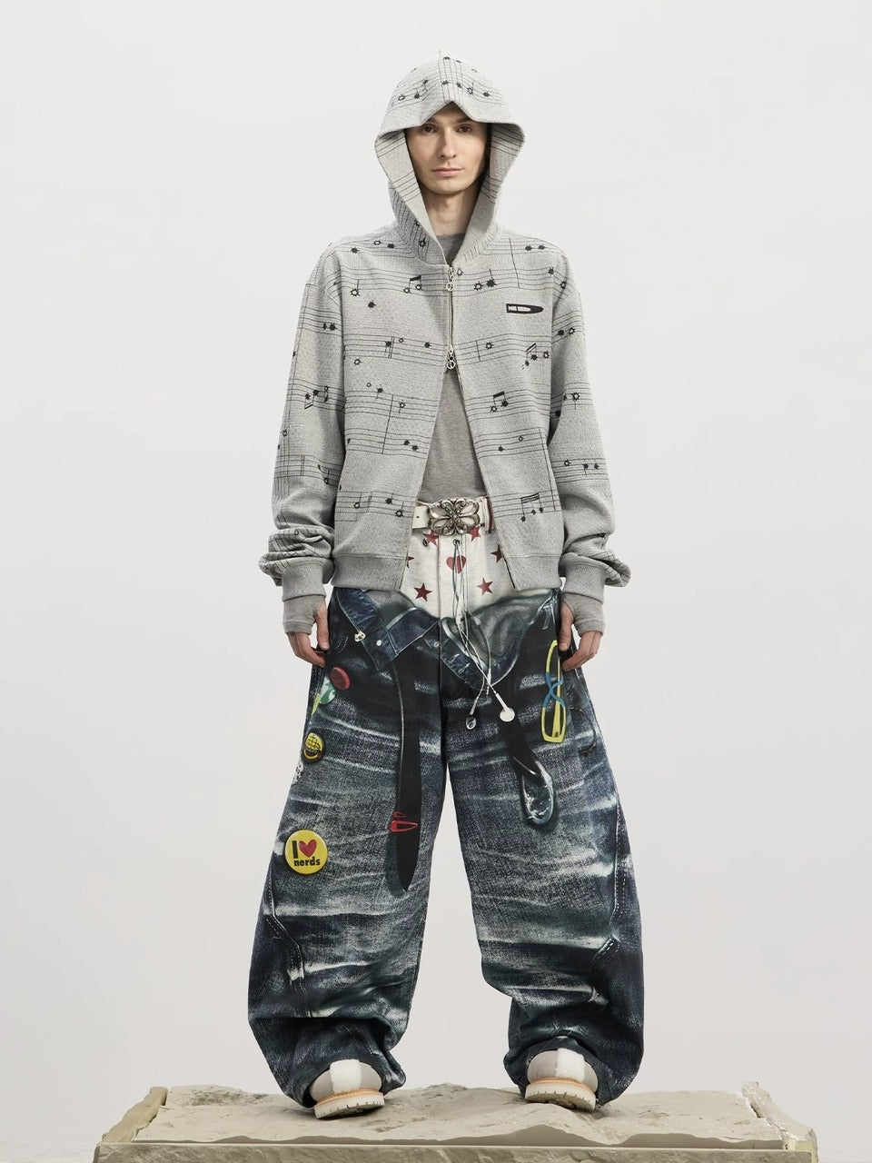 【DND4DES】Double Waist Badge All-Over Print Pants /【ディーエヌディーフォーデス】ダブルウエストプリントデニムパンツ