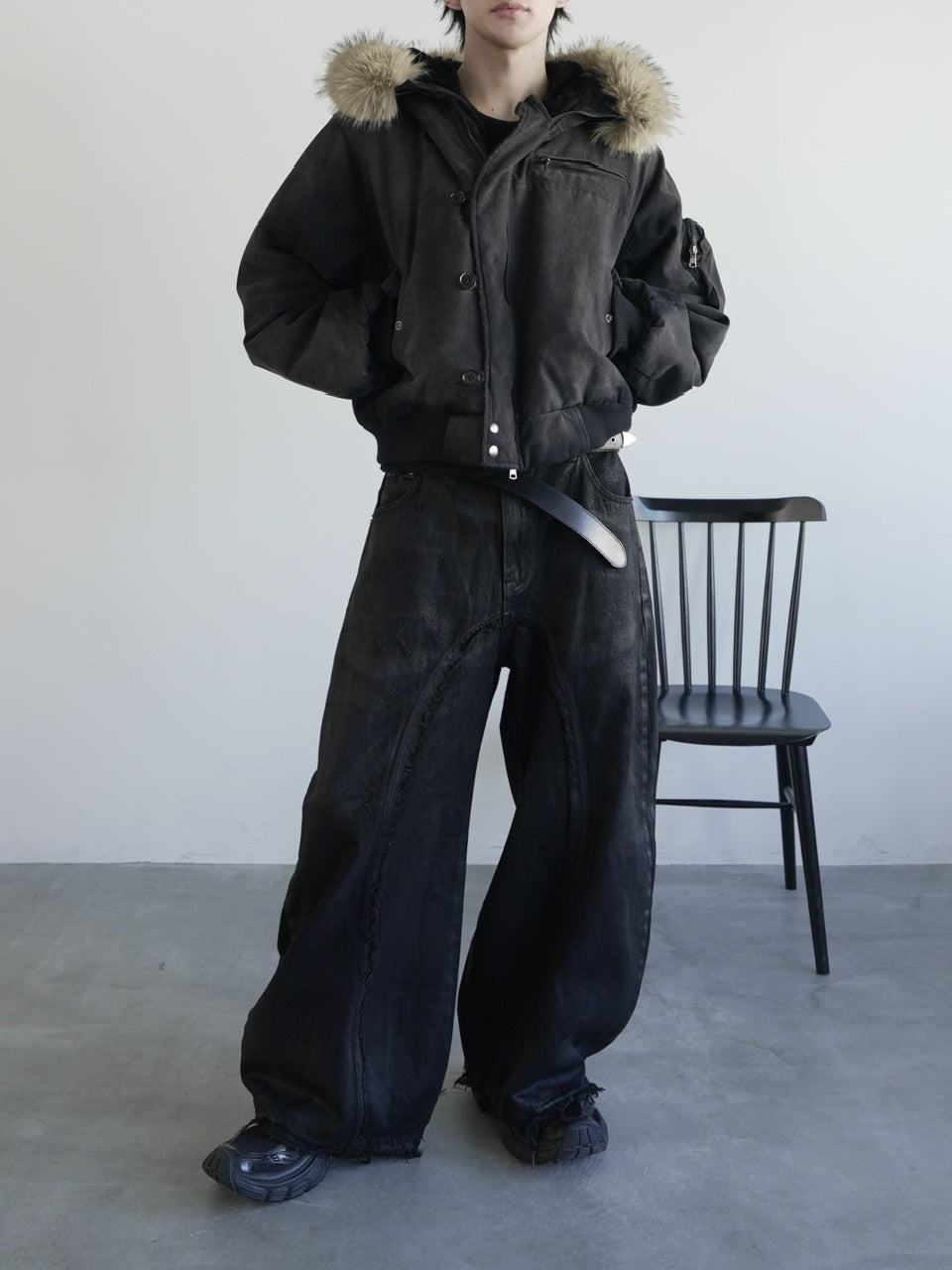 【CHIKASHITSU PLUS HIGH】N-2B cropped hood blouson (denim)