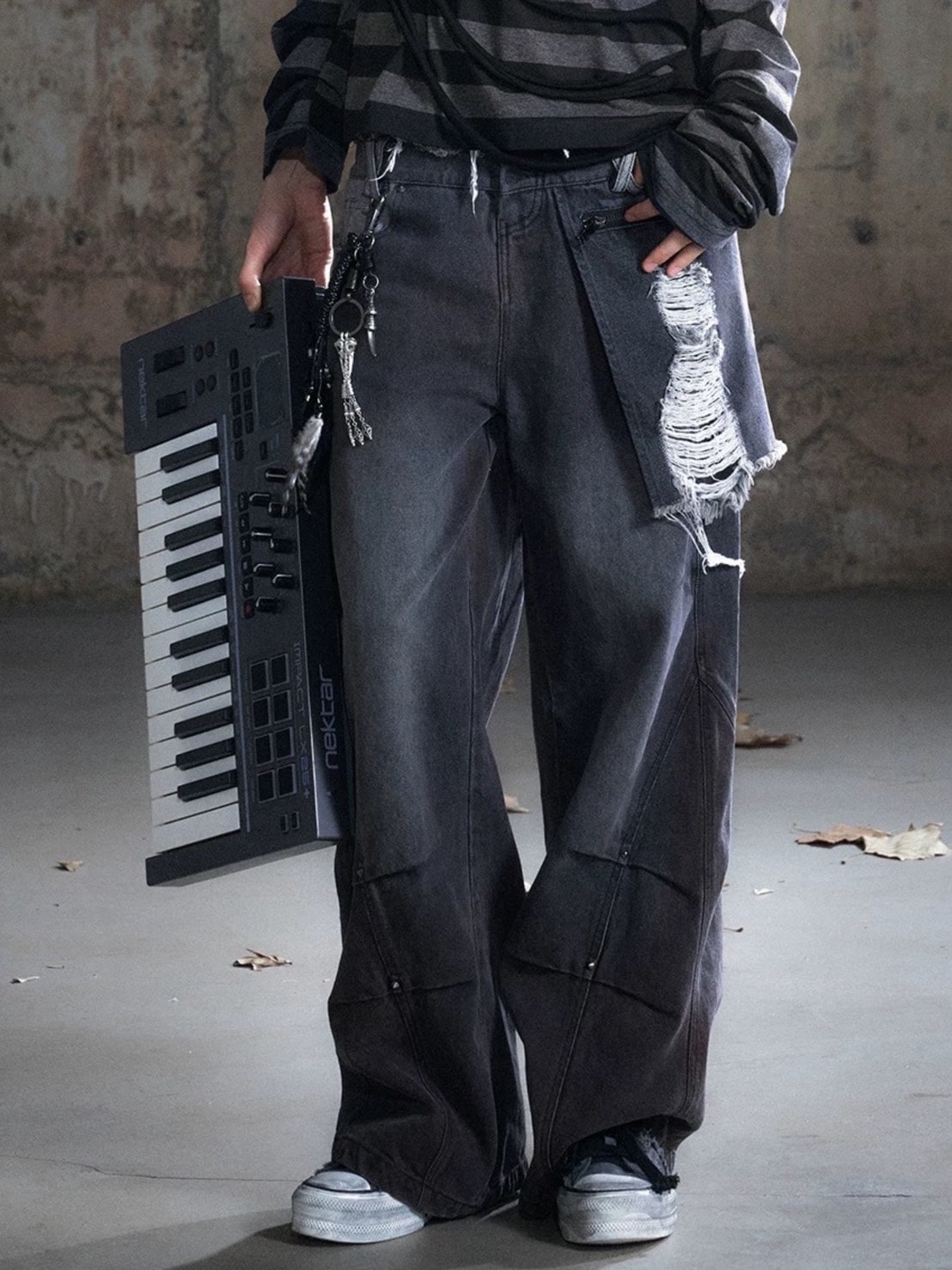 【Cest Nous】Black & Red Wide-Leg Pants / 【セヌー】ダブルウエストダメージデニムパンツ