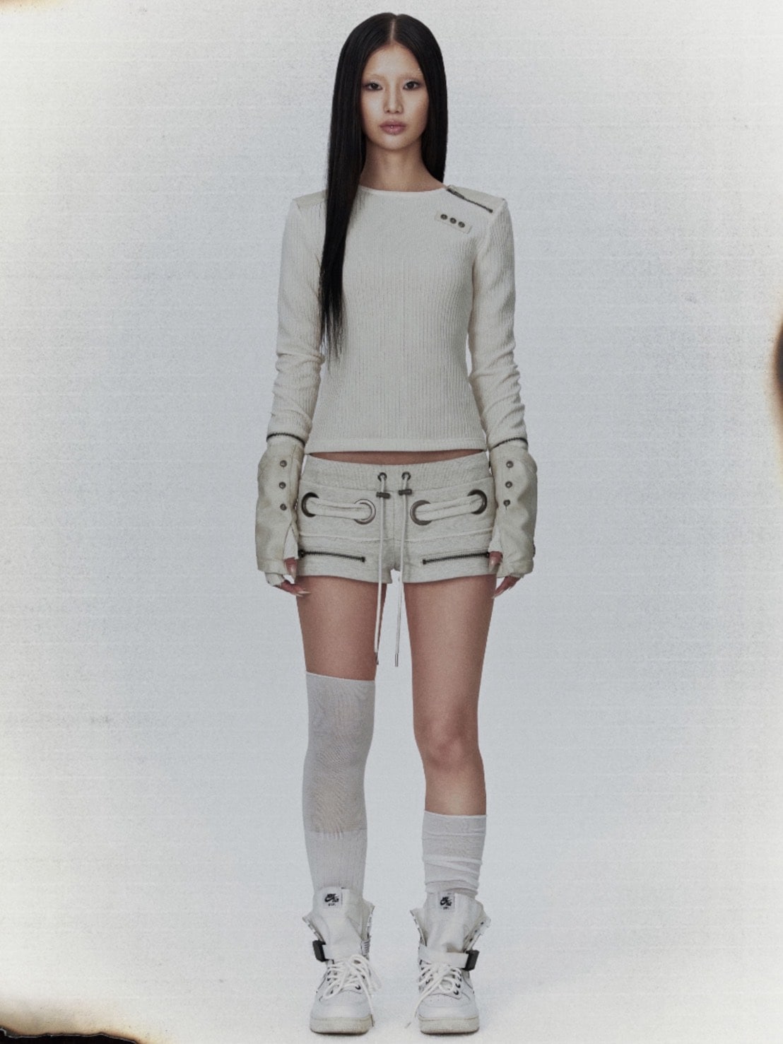 【bonienkiye】Detachable Zipper Leather Top