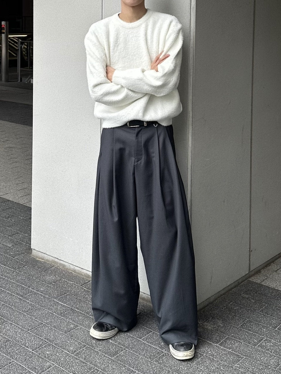 受注制【Chikashitsu +】two-tuck wide slacks / 【チカシツプラス】ツータックワイドスラックス (2color)