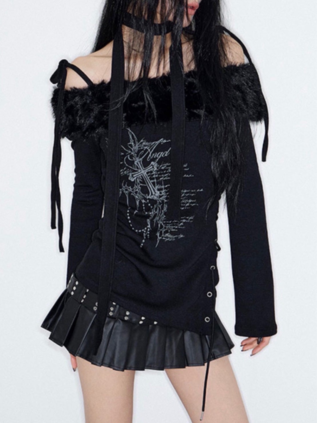 【NOT KNOWING】Fur Off Shoulder Lace Up Top