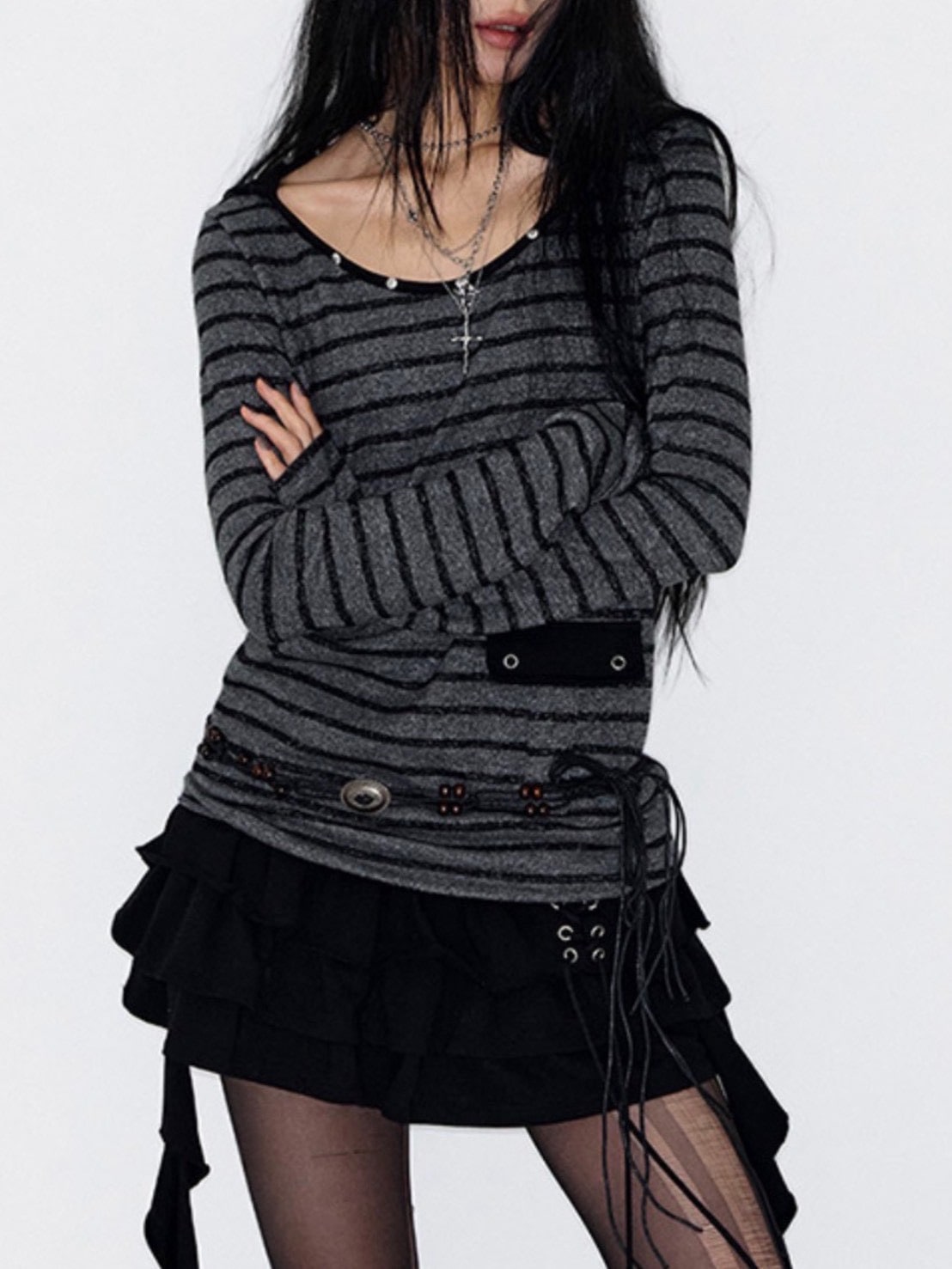 【NOT KNOWING】U Neck Stud PK Hoodie