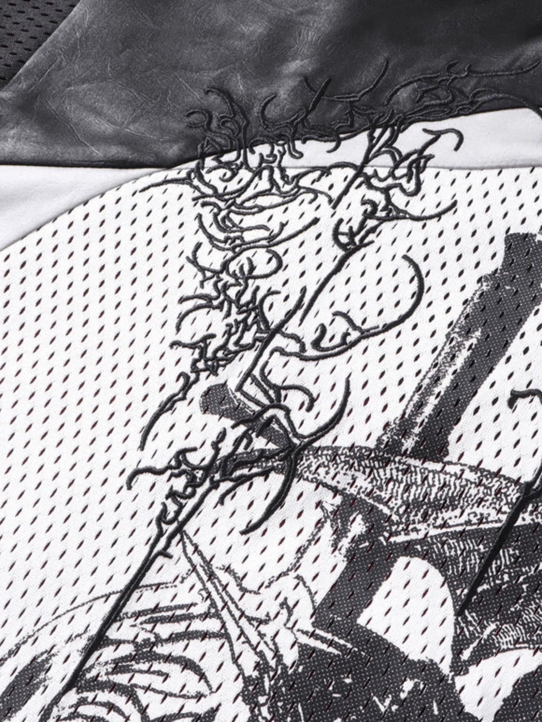 【The Boy Has No Patience】 TBHNP LUMINOUS DAWN SWORDSHIELD SPECTER PRINTED RUGBY L/S TEE / 【ザボーイハズノーペーシェンス】フロントプリントラグビー長袖Tシャツ