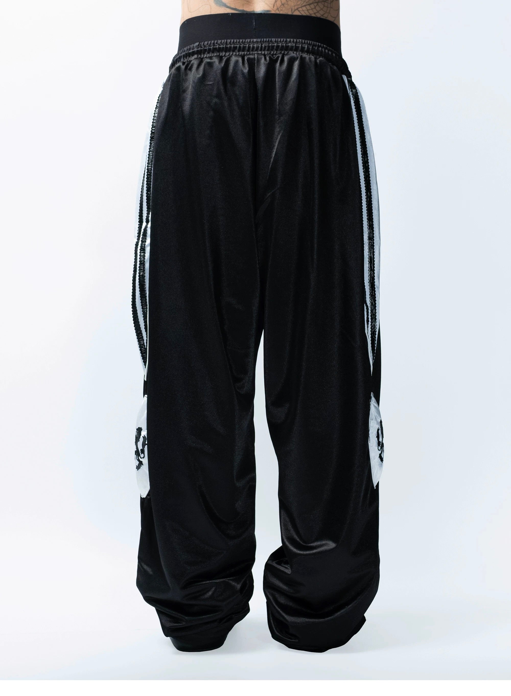 【F.V.V.O】Wild Spirit Embroidered Wolf Pants
