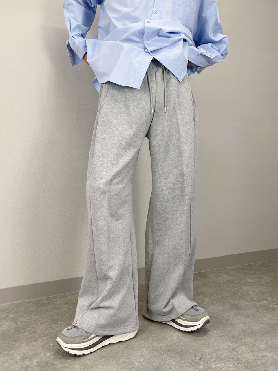 受注制【Chikashitsu +】snap button sweat pants (2color)